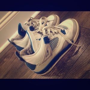 Jordan retro 4’s